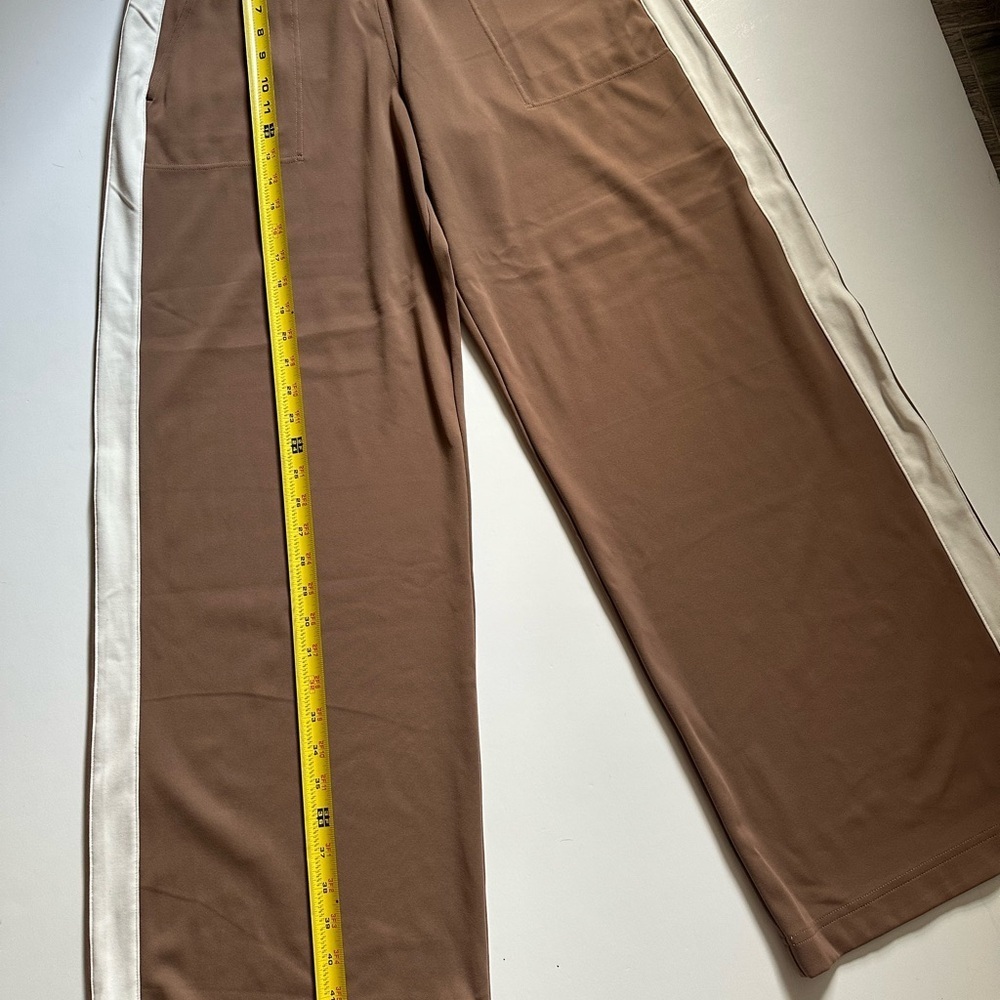 Athleta Brown and White Joggers with Sporty Stripes Size L - Picture 4 of 15